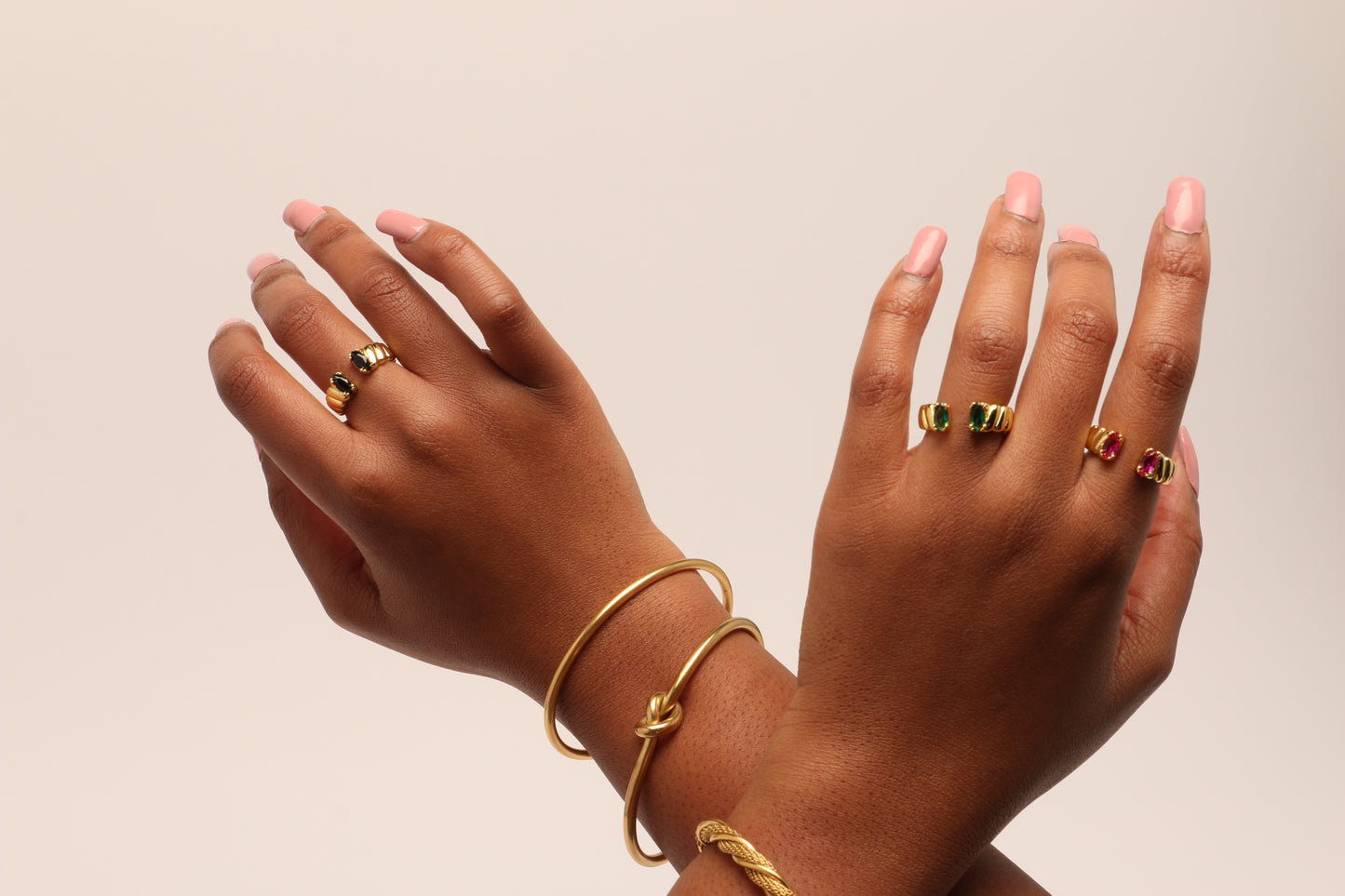 Geneviève Forget Me Knot Gold Bracelet