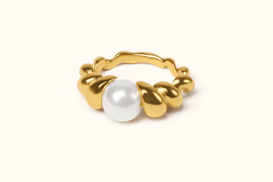 Luminous Pearl Wavering Ring